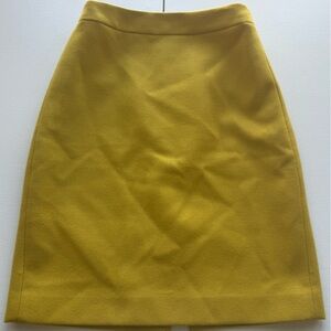 J.CREW No. 2 Pencil Skirt 100% Wool Mustard Yellow, Size 6 Petite